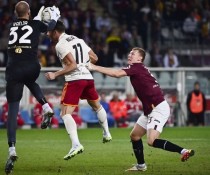 Soi kèo Roma vs Torino, 0h30 ngày 27/2: Tiếp đà thăng hoa