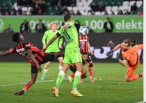 Soi kèo Leverkusen vs Wolfsburg, 1h30 ngày 11/3: Giăng bẫy bắt Sói