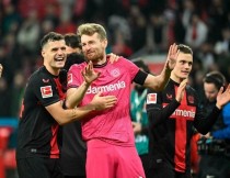 Leverkusen đang tạo khoảng cách 10 điểm so với đội xếp sau là Bayern Munich.