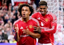 Zirkzee giúp MU ẵm trọn 3 điểm ngày ra quân