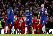 Chelsea đang bị bủa vây bởi quá nhiều vấn đề