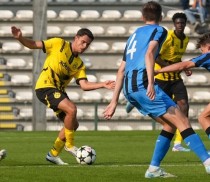 Soi kèo Stuttgart vs Dortmund, 22h30 ngày 22/9: Sẽ rất kịch tính