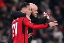 HLV Erik ten Hag được cho là muốn ký hợp đồng với Antony cho Bayer Leverkusen.