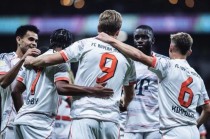 Kết quả bóng đá Châu Âu: Bayer lập kỳ tích, nhiều ngôi đầu đổi chủ