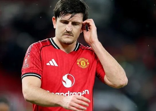 Maguire có thể rời MU tháng này.