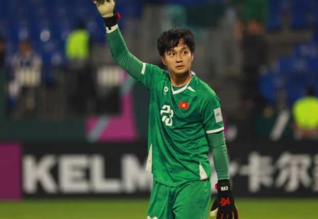 Cao Văn Bình tiếp tục là điểm tựa của U23 Việt Nam