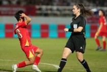 Tổ trọng tài mắc sai lầm nghiêm trọng khiến nữ Việt Nam thua Philippines. ẢNH: ANH PHƯƠNG