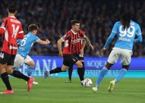 Soi kèo Napoli vs Milan, 2h ngày 19/12: Thế trận giằng co