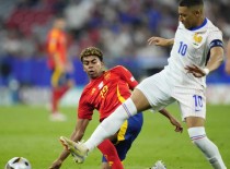 Soi kèo Pháp vs Tây Ban Nha, 2h ngày 15/7: Khó phân định ở hiệp chính