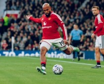 Soi kèo Leeds vs M.U, 20h ngày 18/10: Bất ổn sân khách