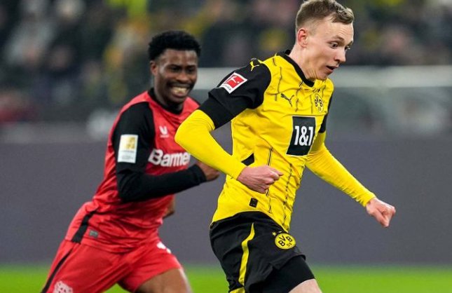 Soi kèo Dortmund vs Holstein Kiel, 20h30 ngày 17/5: Hạ màn trái chiều