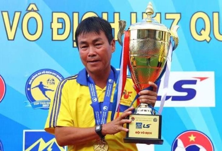 Cựu danh thủ Hồ Văn Lợi qua đời